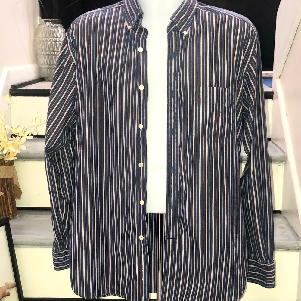 Nautica Striped Button down Ling Sleeve Shirt Size Large